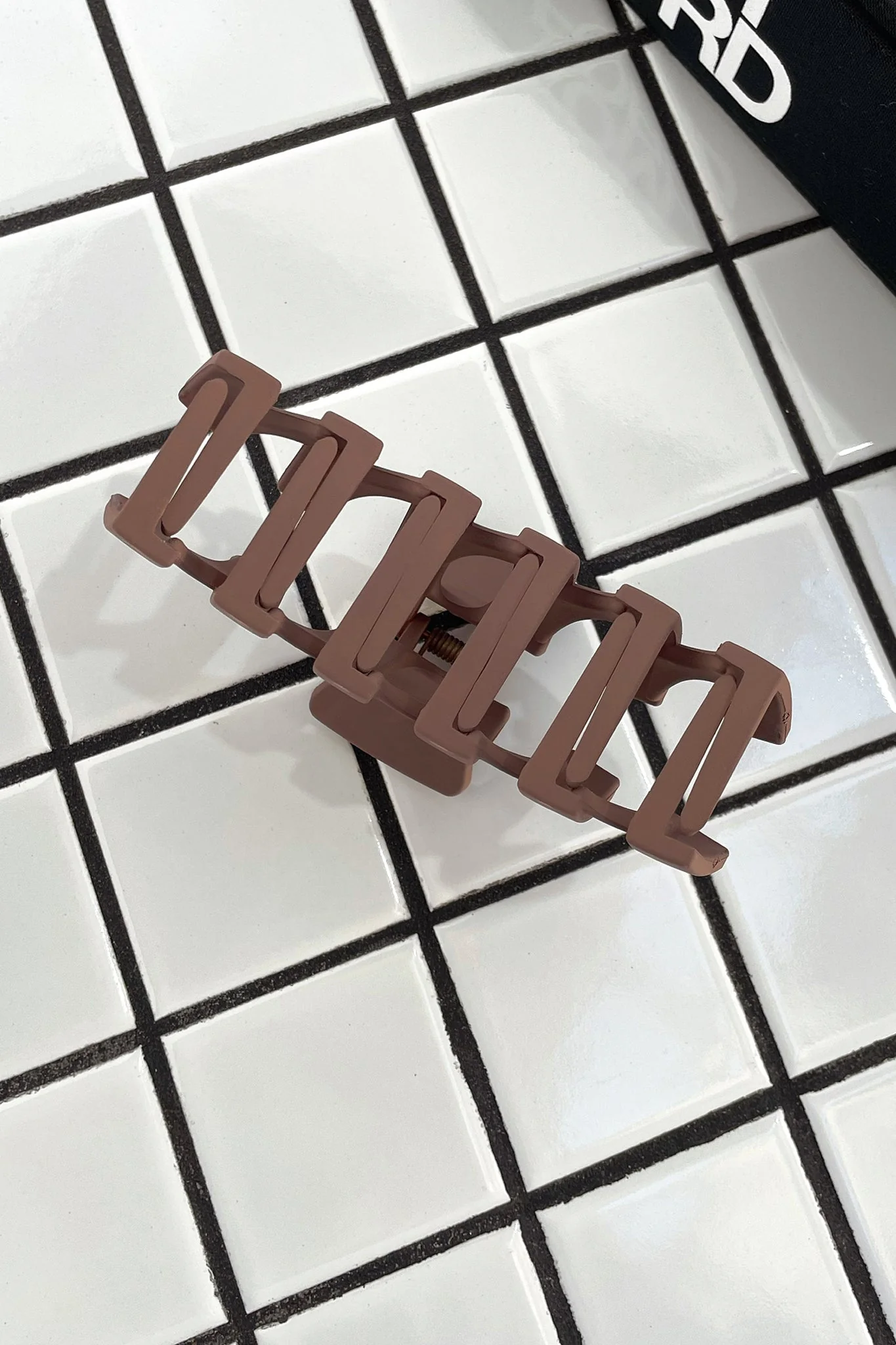 Issy Claw Clip - Brown - Image 2