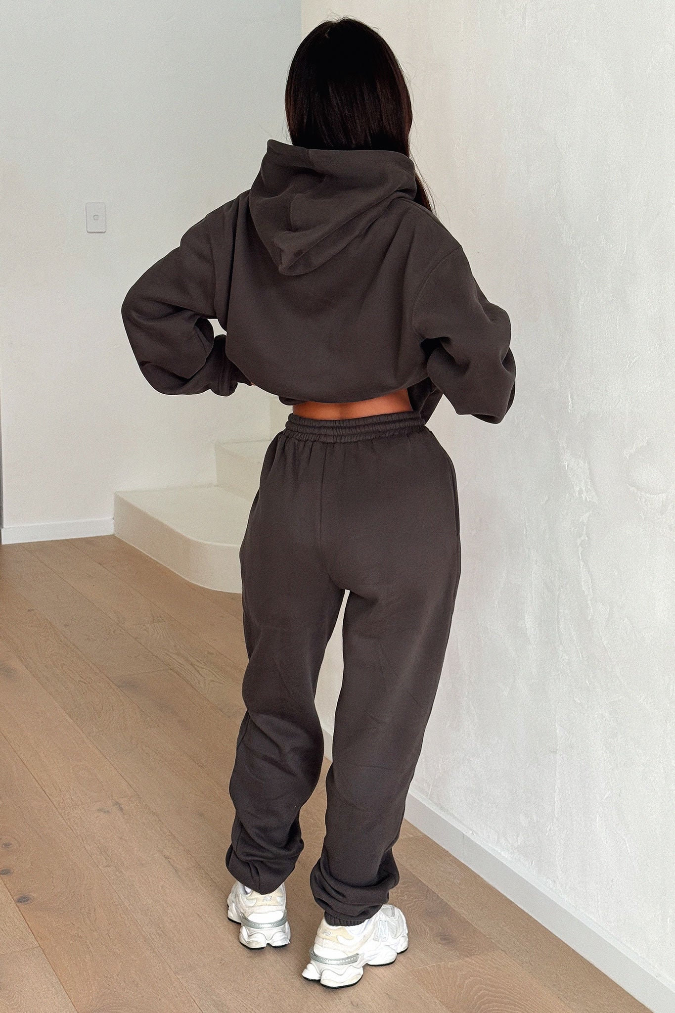 Series 10 Sweatpants - Charcoal - Image 9